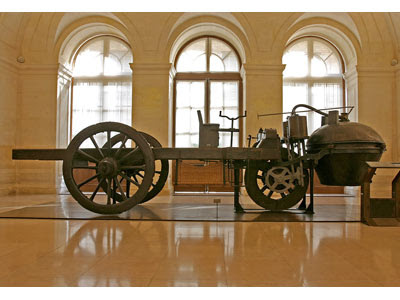 Primer automóvil